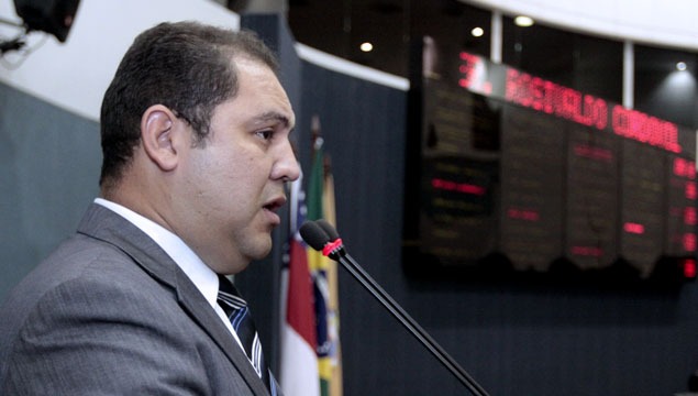 Vereador Wallace Oliveira Lamenta Saída De Médico Da Fundação Cecon