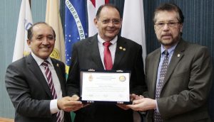 CMM homenageia 84 anos de atuação do Rotary  Clube Manaus