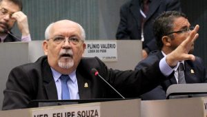 Wallace mais uma vez expressa preocupação sobre malabaristas