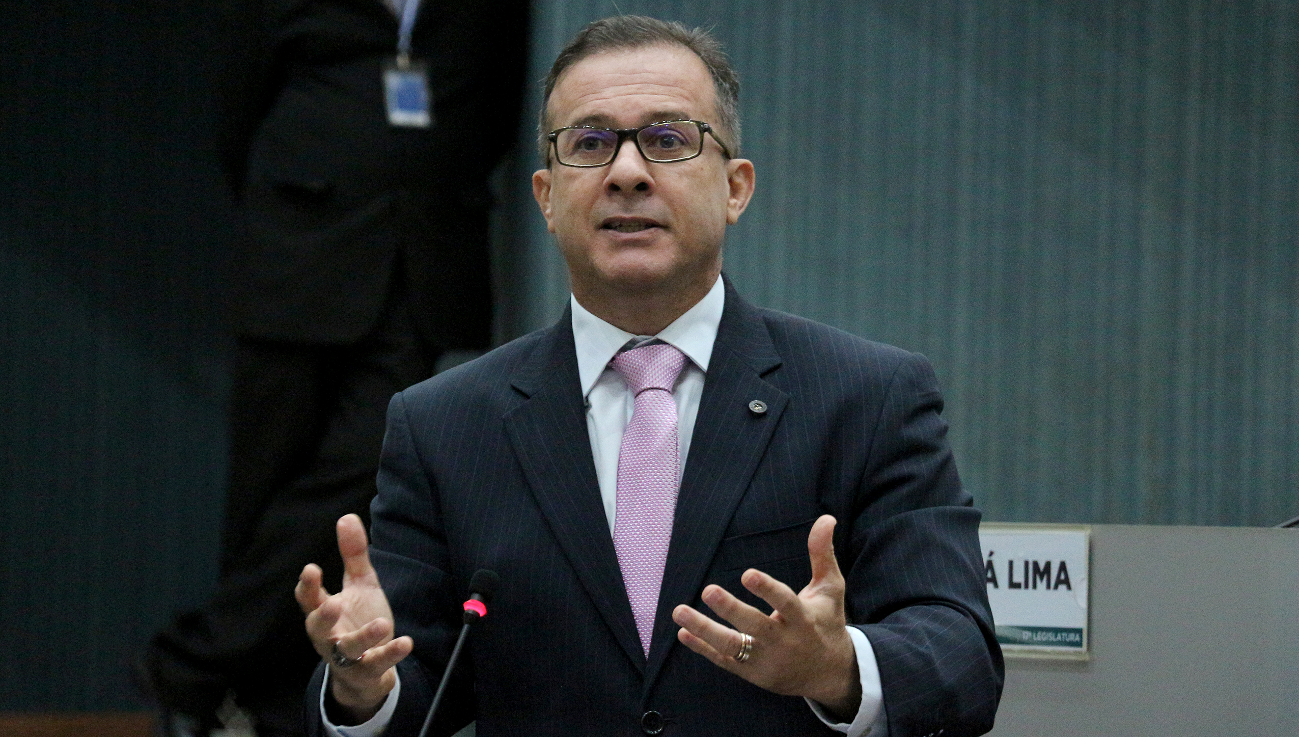 Chico Preto afirma que &eacute; preciso "ousadia" para conscientizar sobre a  coleta de lixo - C&acirc;mara Municipal de Manaus
