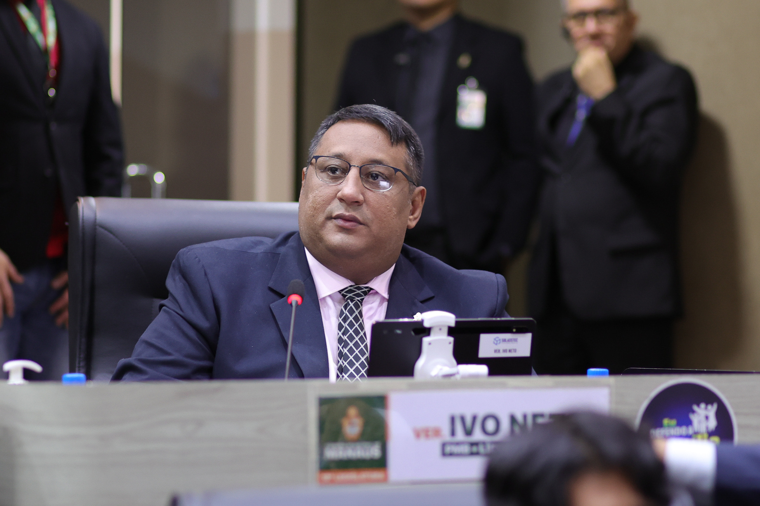 Vereador Ivo Neto alerta para exploração infantil nos sinais de Manaus