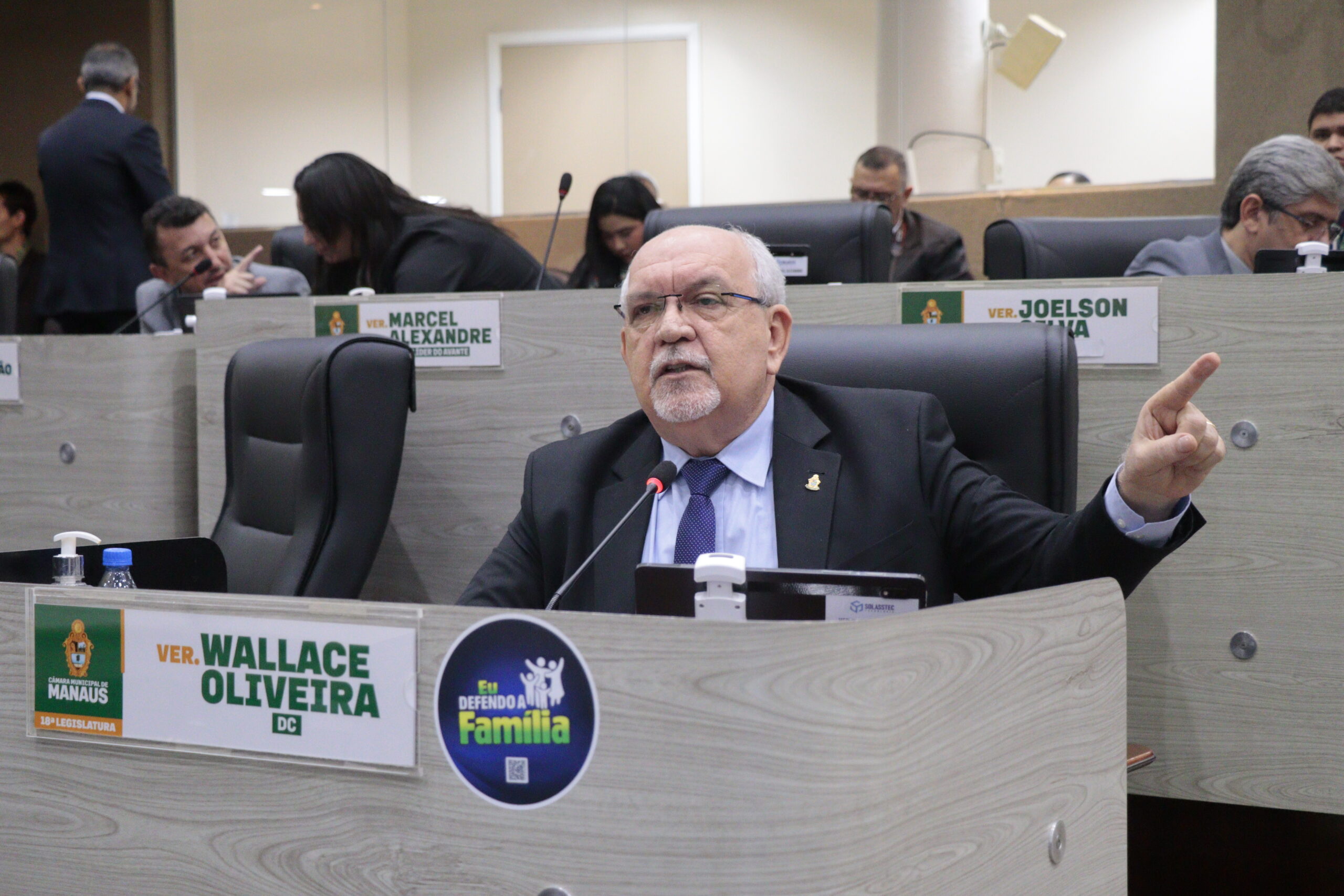 Vereador Wallace Oliveira repudia assédio contra mulheres dentro de supermercado em Manaus