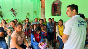 Vereador Saimon Bessa durante encontro na Zona Norte de Manaus - Foto: Assessoria vereador
