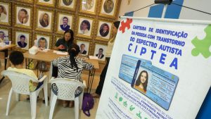 Ação contou com estrutura organizada para acolher pessoas com deficiência, autistas e seus responsáveis legais - Foto: Divulgação/Assessoria parlamentar
