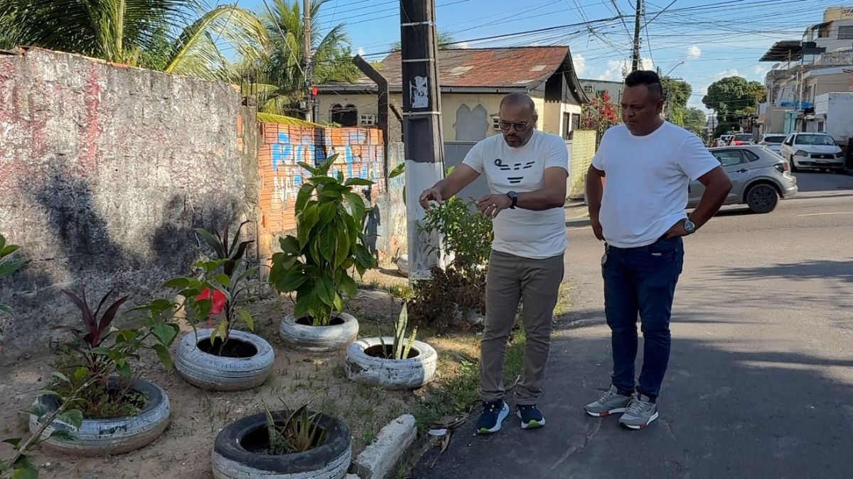 Everton Assis visita bairro São Francisco e destaca ação da prefeitura após pedido de limpeza ser atendido
