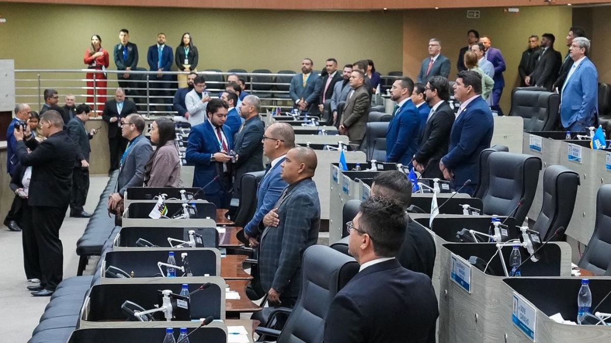 Câmara Municipal de Manaus realiza 60ª Sessão Ordinária e dá início ao segundo semestre legislativo de 2025