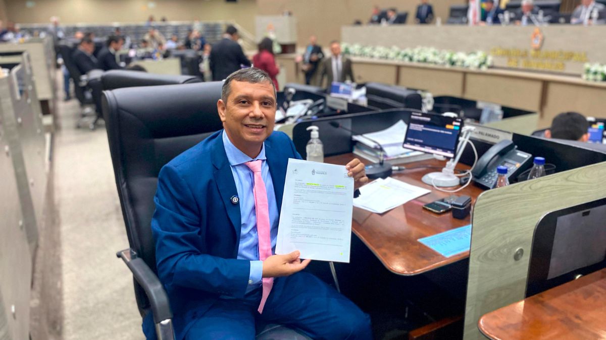 ‘Alfabetiza 60+’: Carlos Pai Amado propõe programa de alfabetização para idosos em Manaus