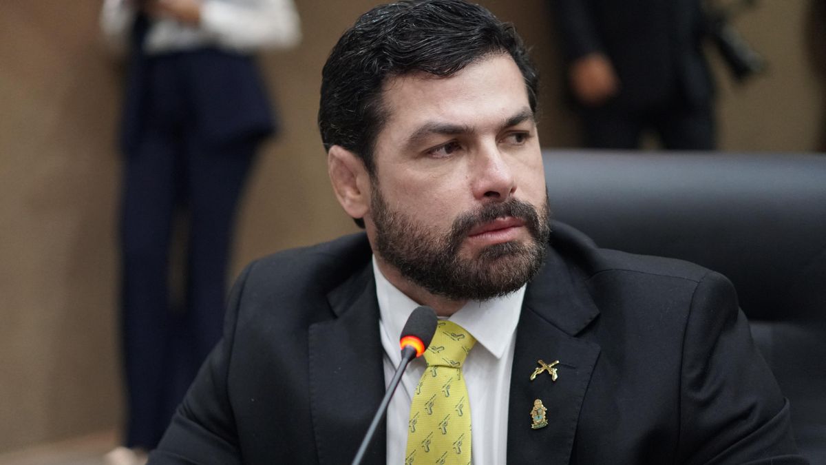 Capitão Carpê solicita convocação de aprovados para reforçar efetivo do Corpo de Bombeiros em Manaus