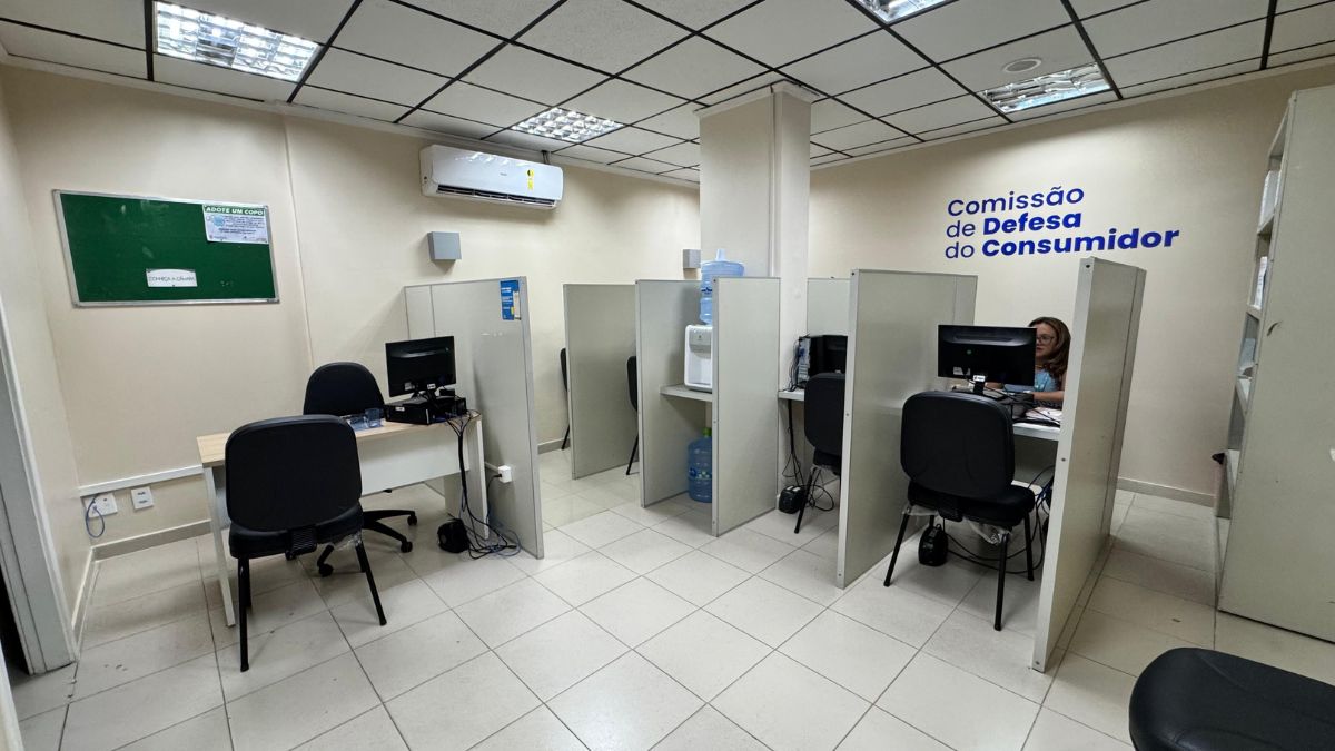Paulo Tyrone reforça atendimento da Comissão de Defesa do Consumidor na Câmara Municipal de Manaus