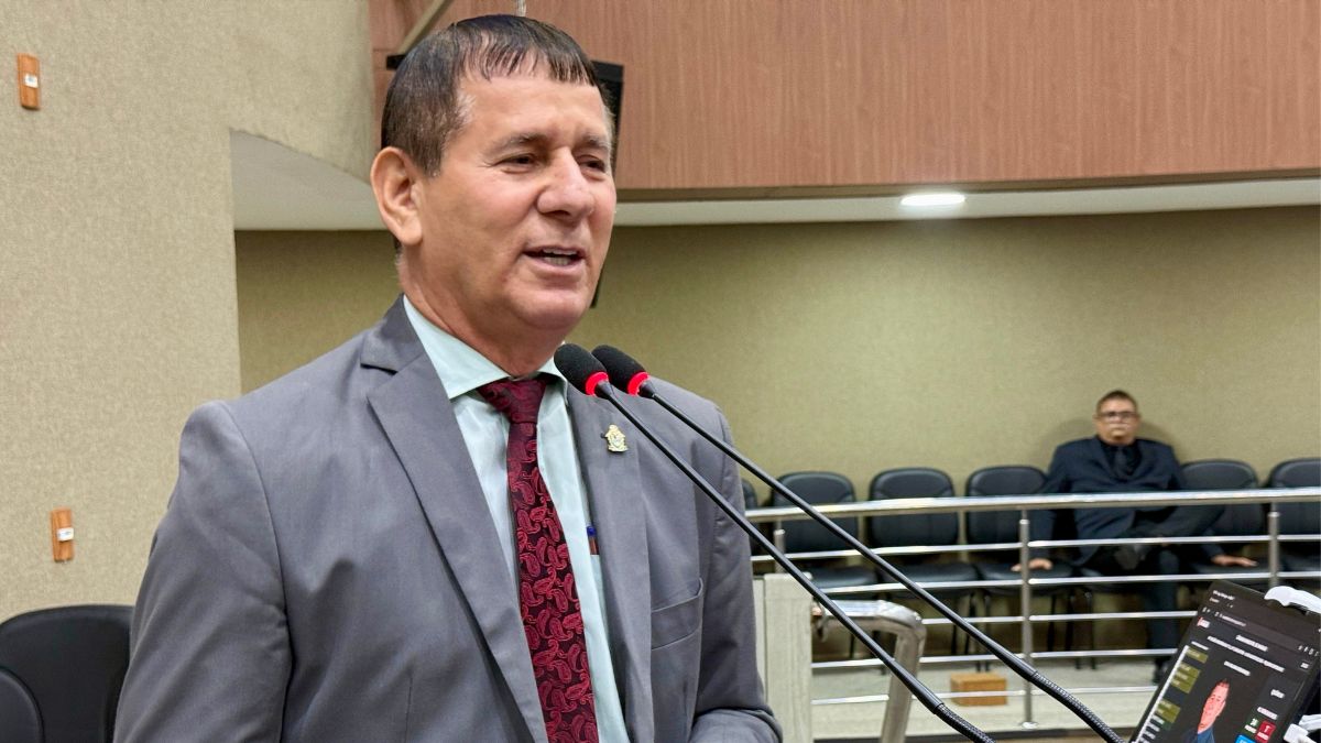 Manaus pode ter programa de apoio psicológico e jurídico a professores a partir de proposta do vereador Roberto Sabino