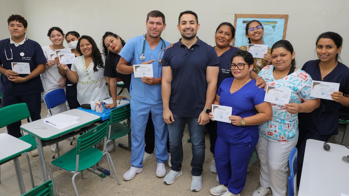 Marco Castilhos promove ação social no Tarumã em parceria com deputado Adail Filho