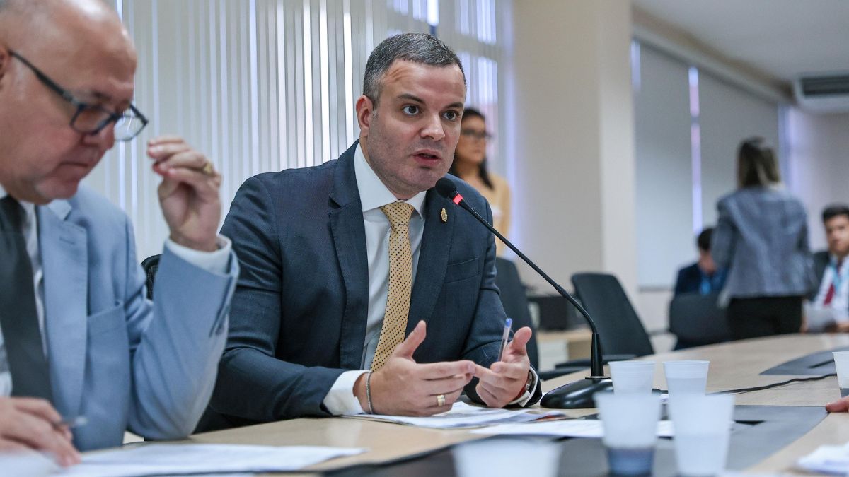 SOS Mulher: projeto de Rodrigo Sá avança na Câmara Municipal de Manaus