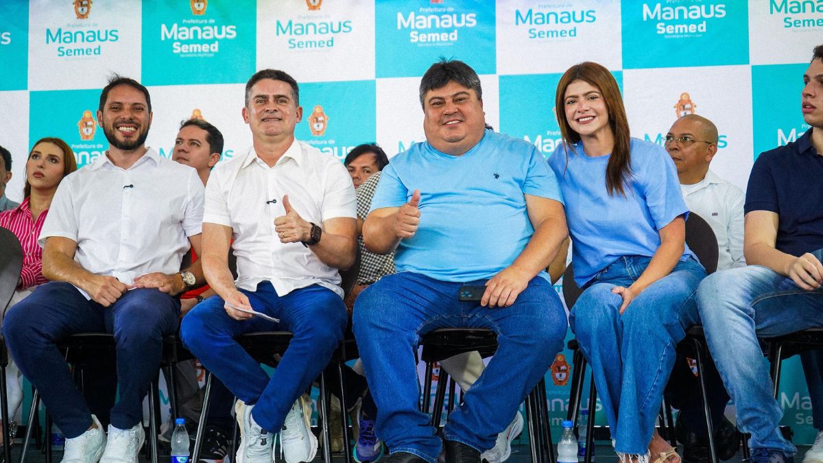 Presidente David Reis prestigia inauguração de escola municipal no Lago Azul