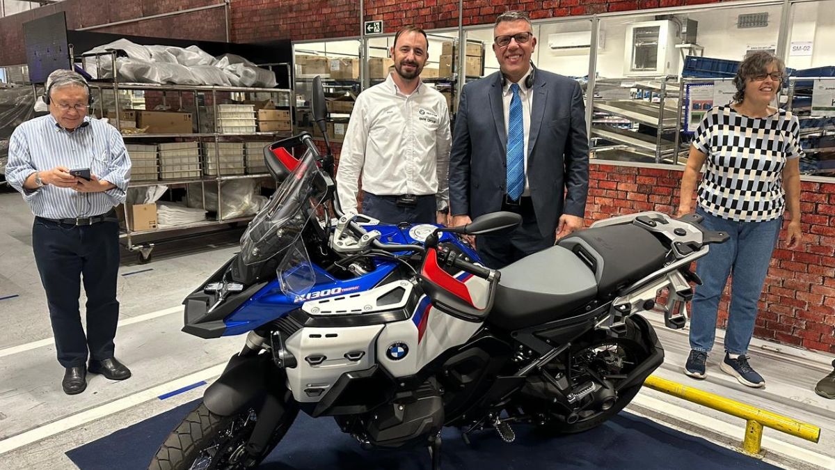 Presidente da Comissão de Turismo e Relações Internacionais, vereador João Carlos, enaltece iniciativa da BMW em Manaus