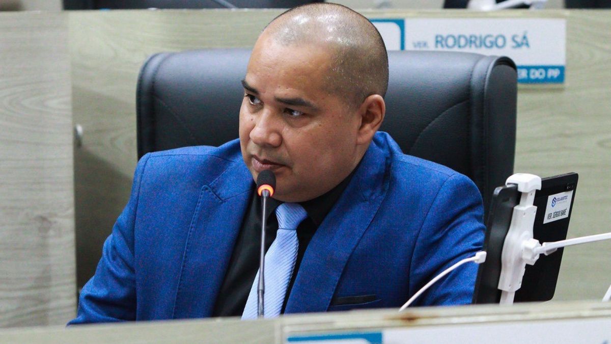 Sérgio Baré aciona Ministério Público para apurar irregularidades no Hospital Delphina Aziz