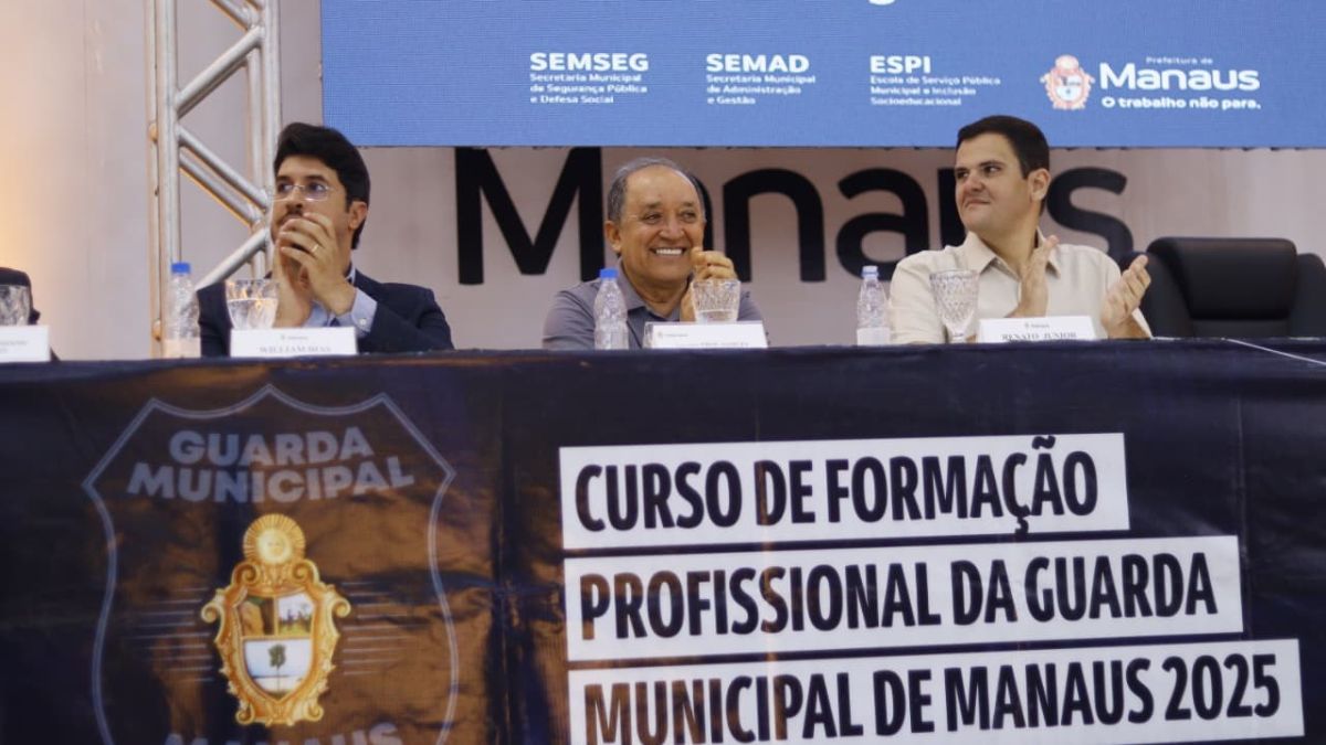Professor Samuel prestigia encerramento do Curso de Formação da Guarda Municipal de Manaus
