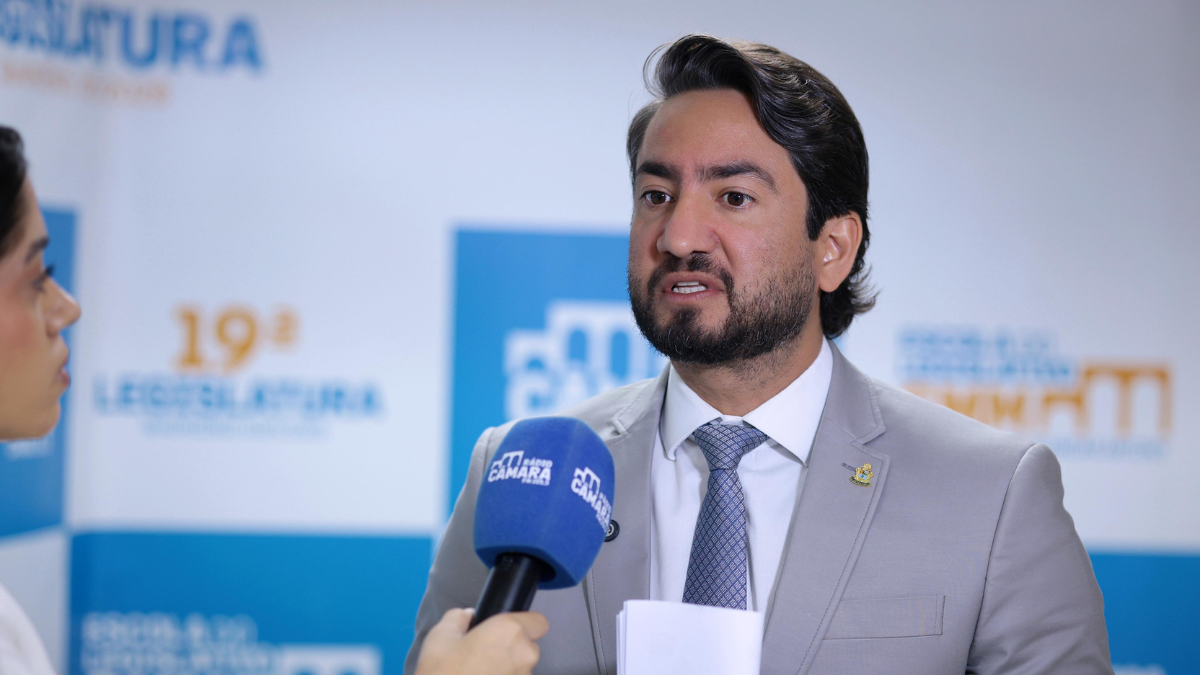 Projeto ‘Adote uma Praça’, do vereador Diego Afonso, avança na Câmara Municipal