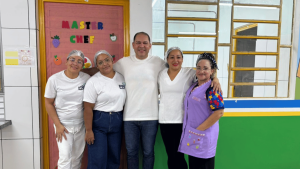 Rosivaldo Cordovil durante visita à Unidade Móvel de Saúde da Mulher - Foto: Kamila Falcão/Assessoria parlamentar