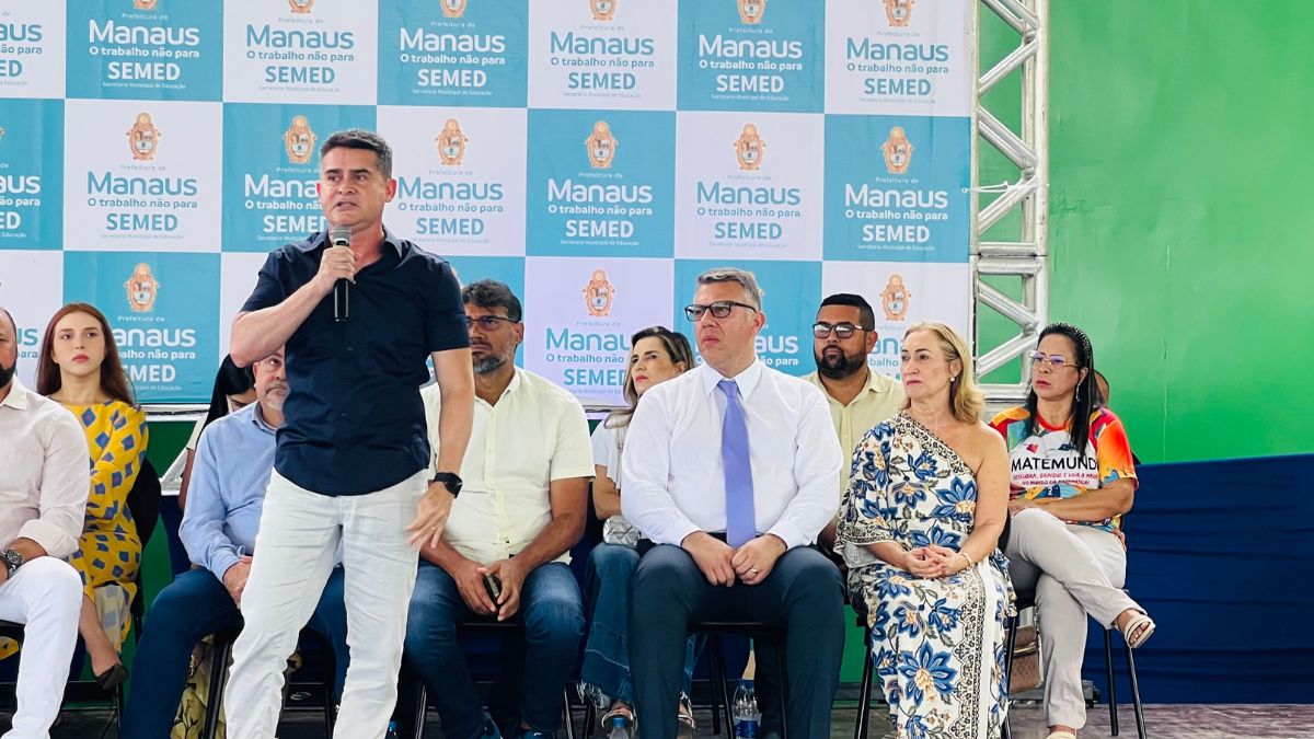 João Carlos participa da reinauguração da Escola Municipal Waldir Garcia, revitalizada após 21 anos