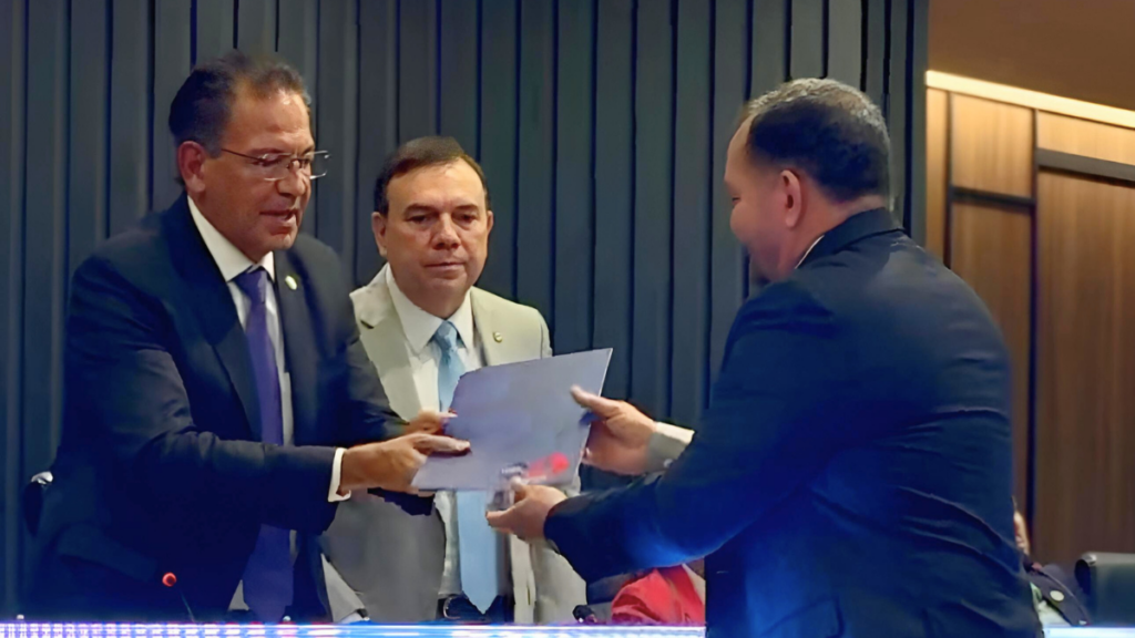 Gilmar Nascimento participa de evento com a presença do Corregedor Nacional Mauro Campbell - Foto: Renielle Formiga/Assessoria parlamentar