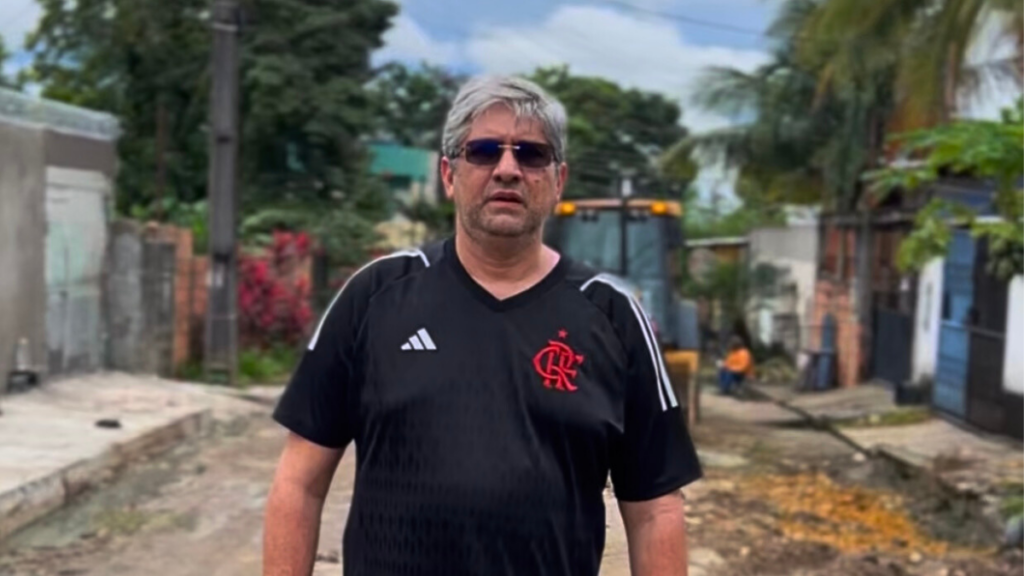 Vereador Joelson Silva inspeciona obras na Rua das Palmeiras - Foto: André Freitas/Assessoria parlamentar