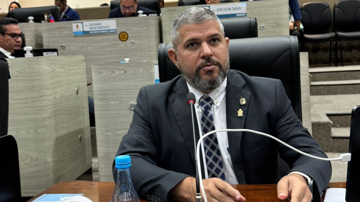 Elan Alencar destaca reajuste salarial dos agentes da Saúde Municipal