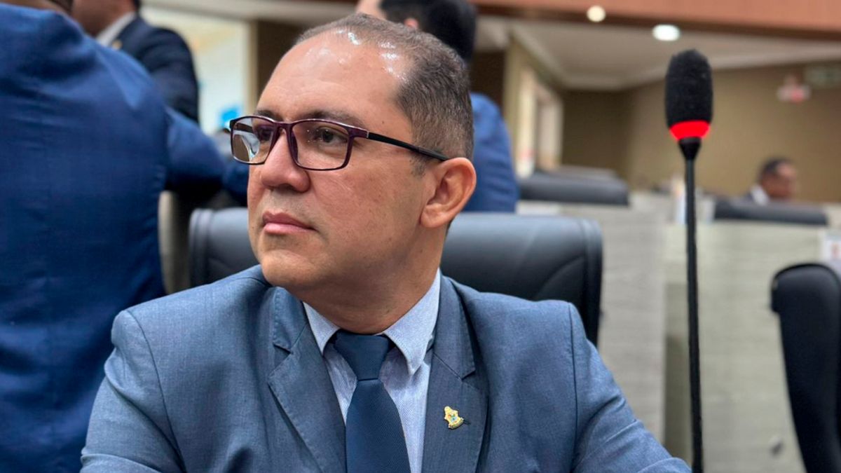 Rosivaldo Cordovil exige transparência e convoca órgãos para explicar falta de pagamento a rodoviários