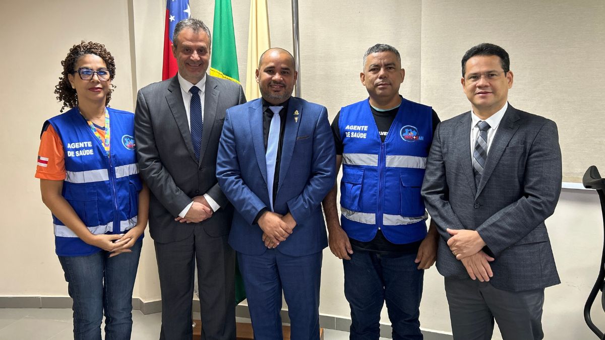 CMM recebe representantes do Sincosam e articula avanço de incentivo a servidores da Saúde