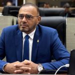 Março Amarelo: Projeto de Everton Assis que prioriza atendimento da endometriose foi aprovado e segue para sanção