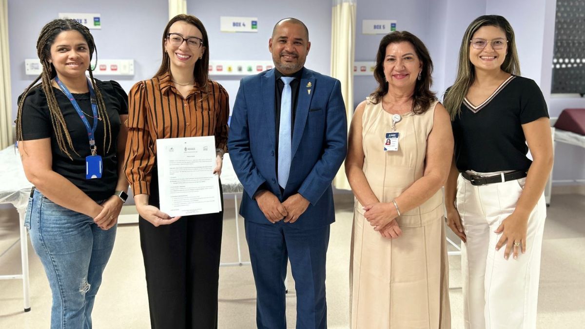 Sérgio Baré entrega doação de mobílias ao novo Hospital do Sangue