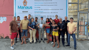 Vereador Rodrigo Guedes e moradores do Zumbi - Foto: Kelvin Dinelli