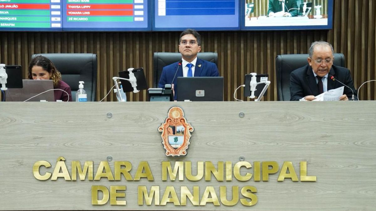 Câmara Municipal de Manaus aprova projetos sobre parcerias público-privadas e transparência escolar