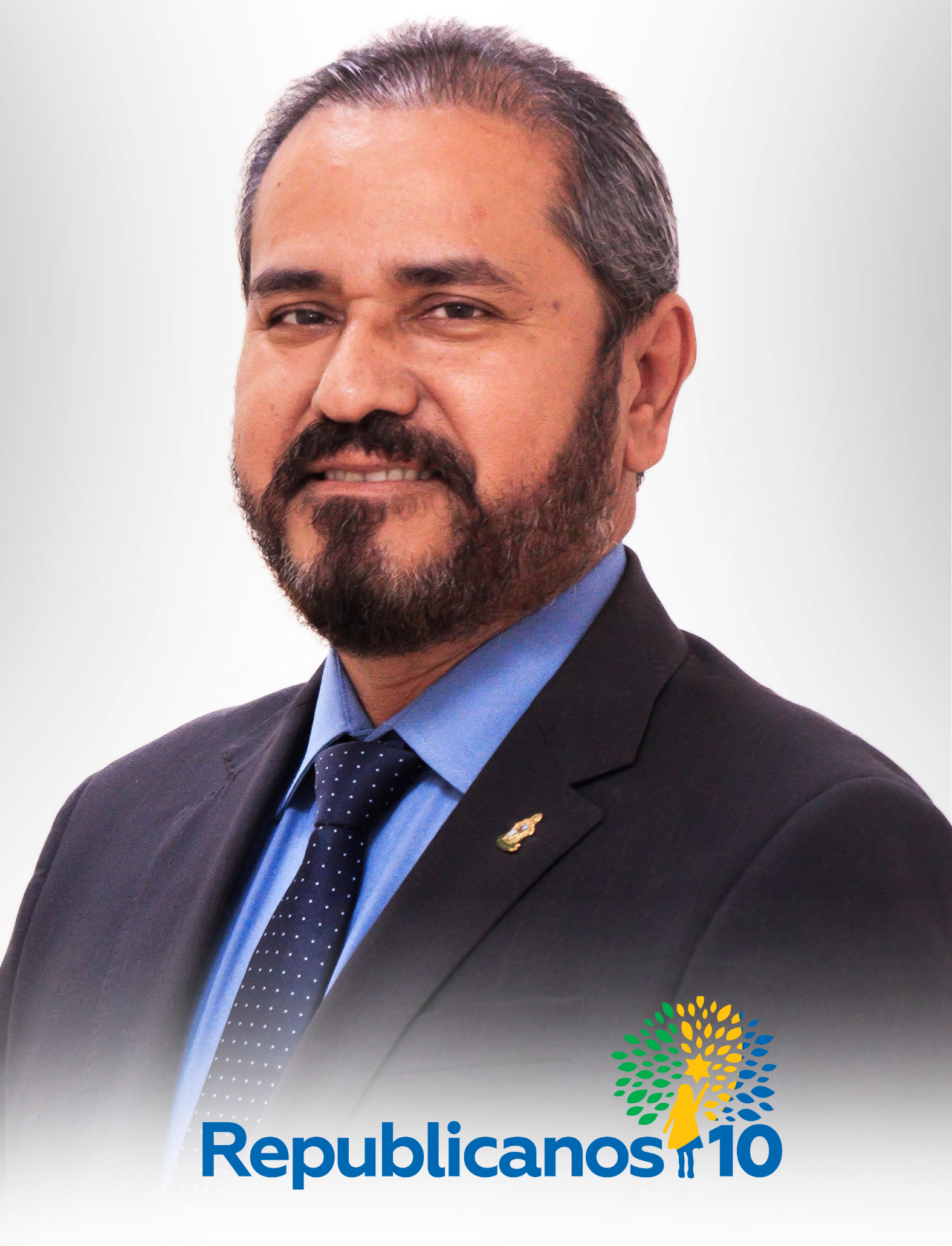 Dr. Daniel Vasconcelos