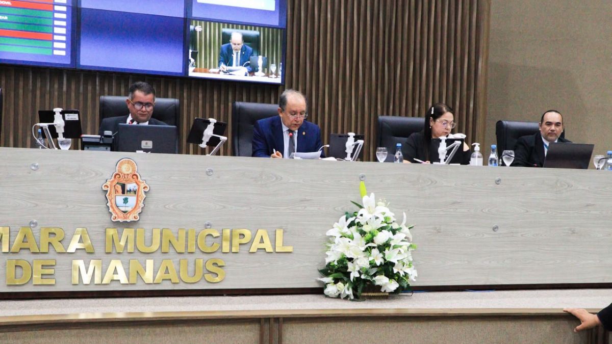 CMM aprova projeto que prevê pontos de recarga para veículos elétricos em estacionamentos de Manaus